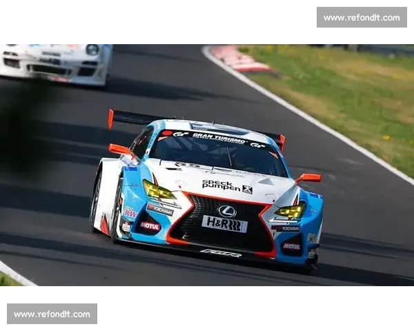 GT3赛事激烈对决 全新赛车技术与战术引领未来竞技风潮